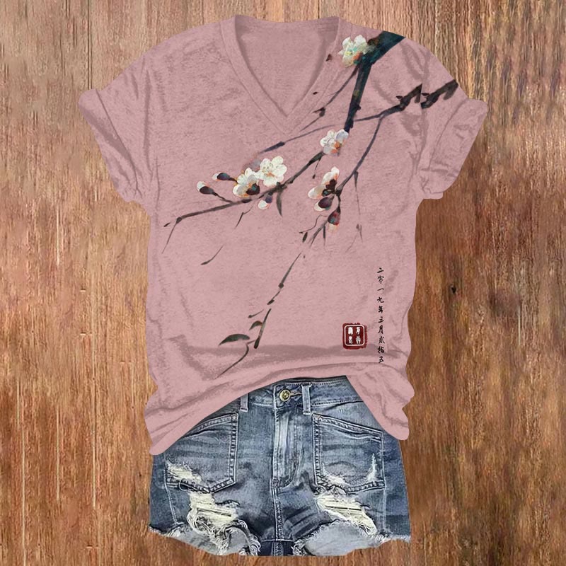 Dashingsoul Vintage Plum Blossom Art Print V-neck T-shirt