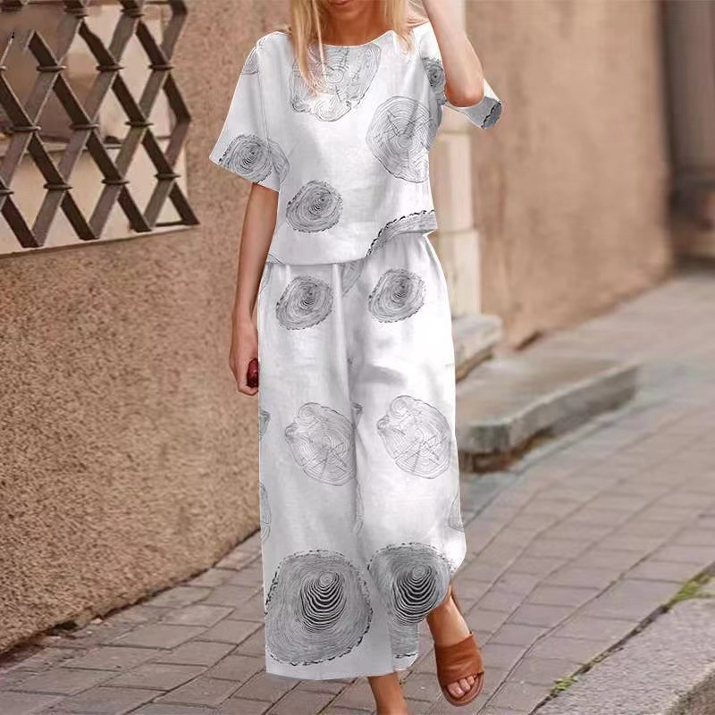 The Elara Floral Set